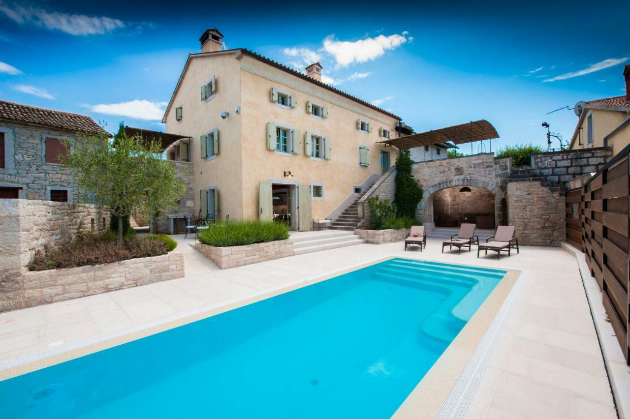 Villa Tona Visnjan Exterior photo